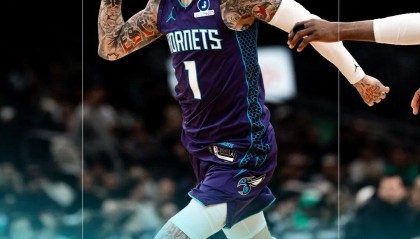 开云下载-正式崛起了！本赛季的黄蜂，到底有多猛？