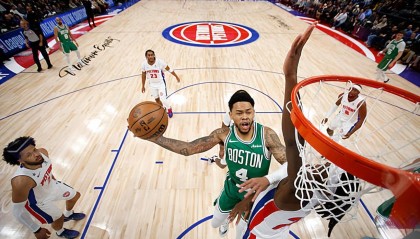 kaiyun-神一场鬼N场！凯尔特人留下这位后场大将真是一个双输的决定？