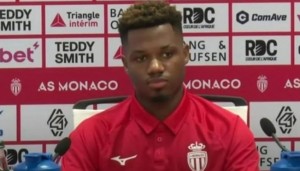 亮相摩纳哥！法蒂：我不是带着报复心态来的 法甲是最佳联赛之一