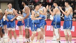 开云官网-媒体人：19岁的葛浩然末节很敢打 但最后也暴露了年轻和没经验