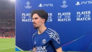 开云-川剧变脸维蒂尼亚领MVP奖杯：理完头发咧嘴笑 照完光速不嘻嘻